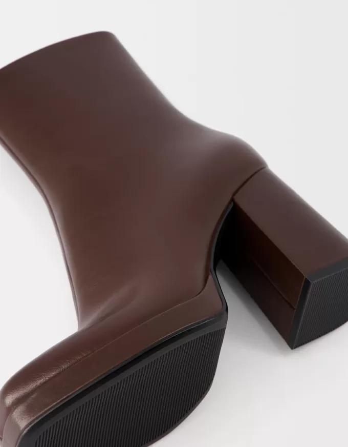 Botine cu platformă cu toc înalt Botine cu platformă cu toc înalt