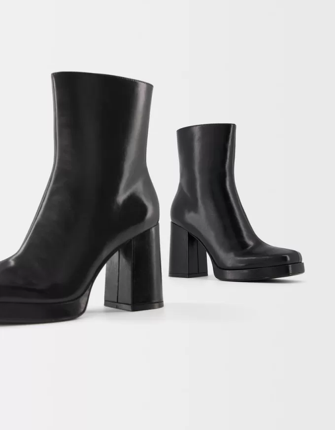 Botine cu platformă cu toc înalt Botine cu platformă cu toc înalt