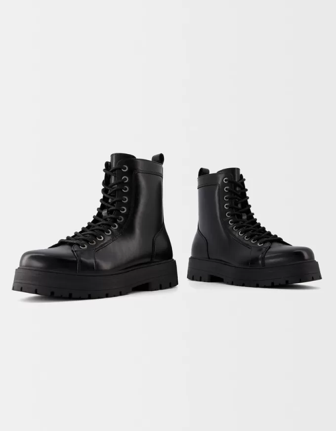 Botine cu șireturi cu talpă Botine cu șireturi cu talpă