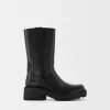 Botine plate cu talpă de șenilă la jumătatea gambei Botine plate cu talpă de șenilă la jumătatea gambei