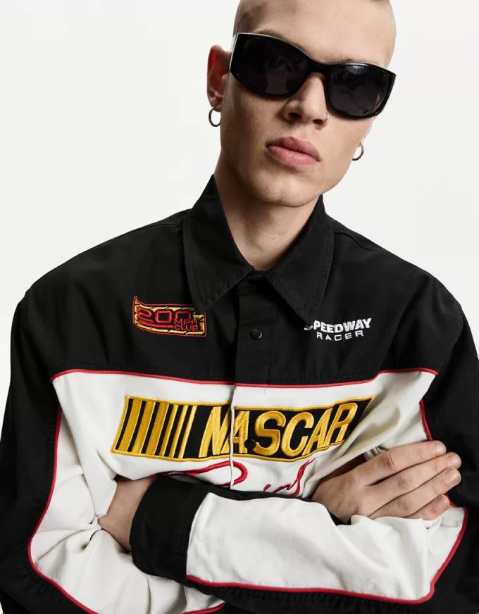 Cămașă boxy cu mânecă lungă cu imprimeu Nascar Cămașă boxy cu mânecă lungă cu imprimeu Nascar