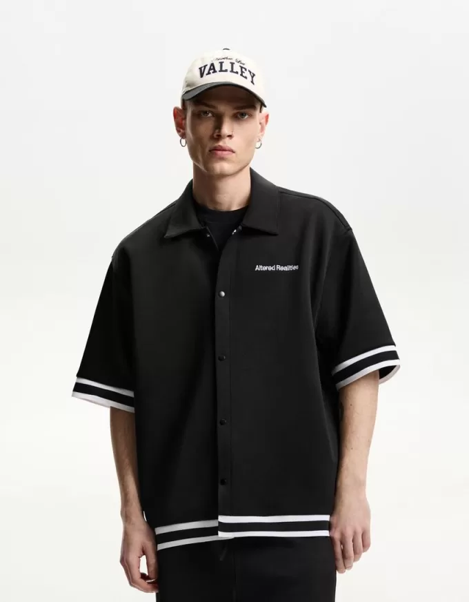 Camasa boxy cu maneca scurta brodata Camasa boxy cu maneca scurta brodata
