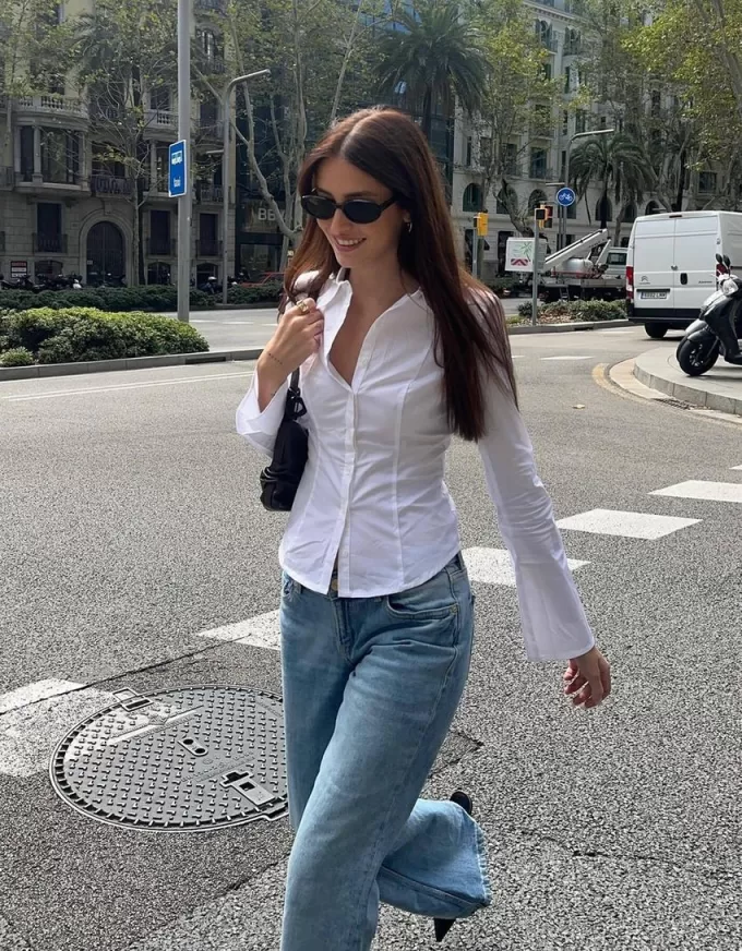 Cămașă mulat cu mâneci evazate Cămașă mulat cu mâneci evazate