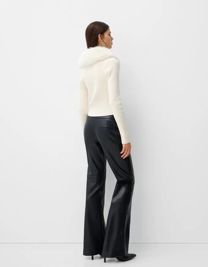 Cardigan cu decolteu în V cu blană artificială Cardigan cu decolteu în V cu blană artificială