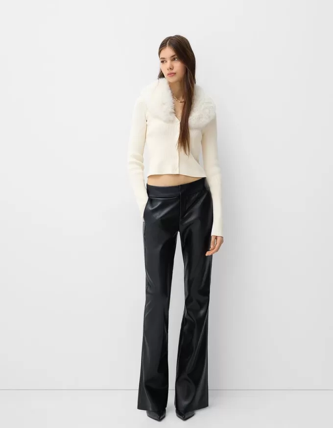 Cardigan cu decolteu în V cu blană artificială Cardigan cu decolteu în V cu blană artificială