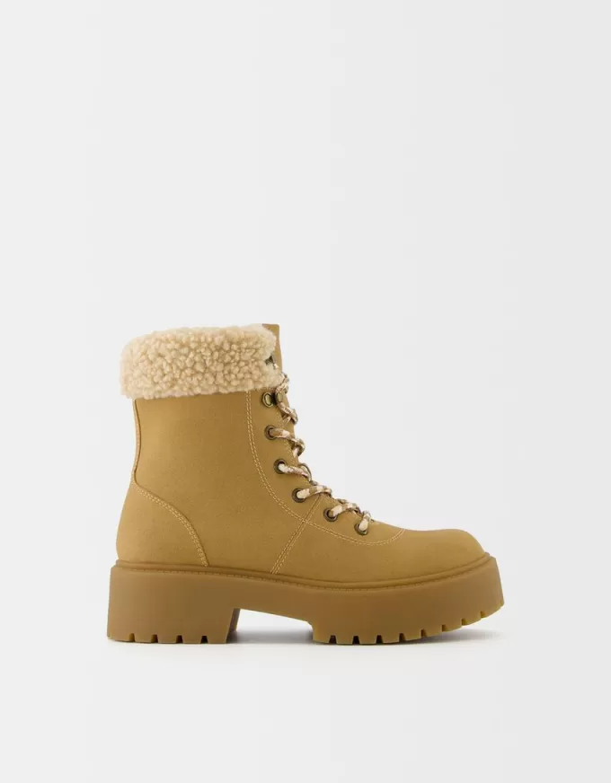 Cizme de munte din faux shearling Cizme de munte din faux shearling