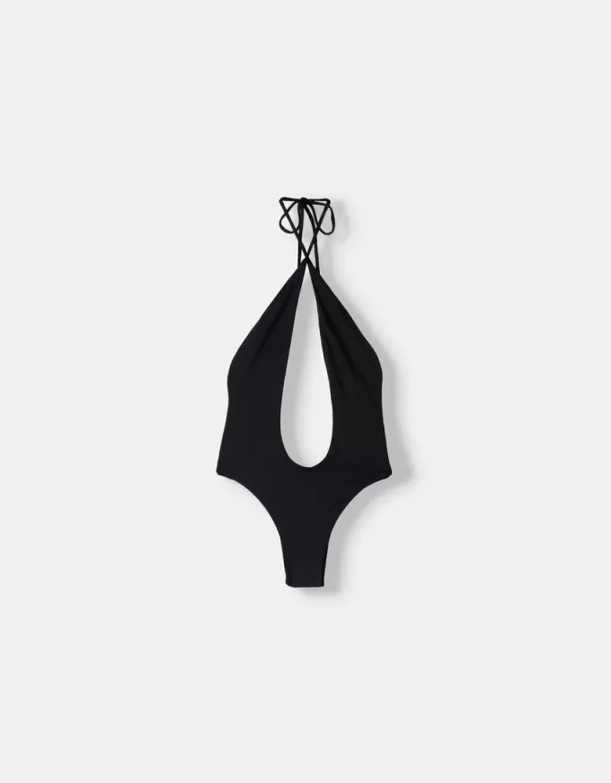 Costum de baie decupat