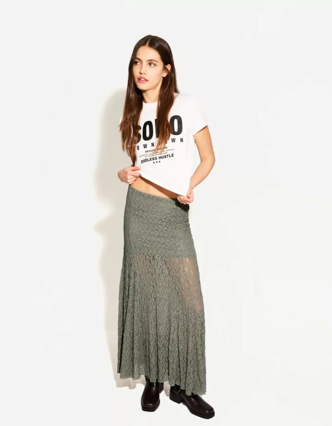 Fusta midi din dantela Fusta midi din dantela