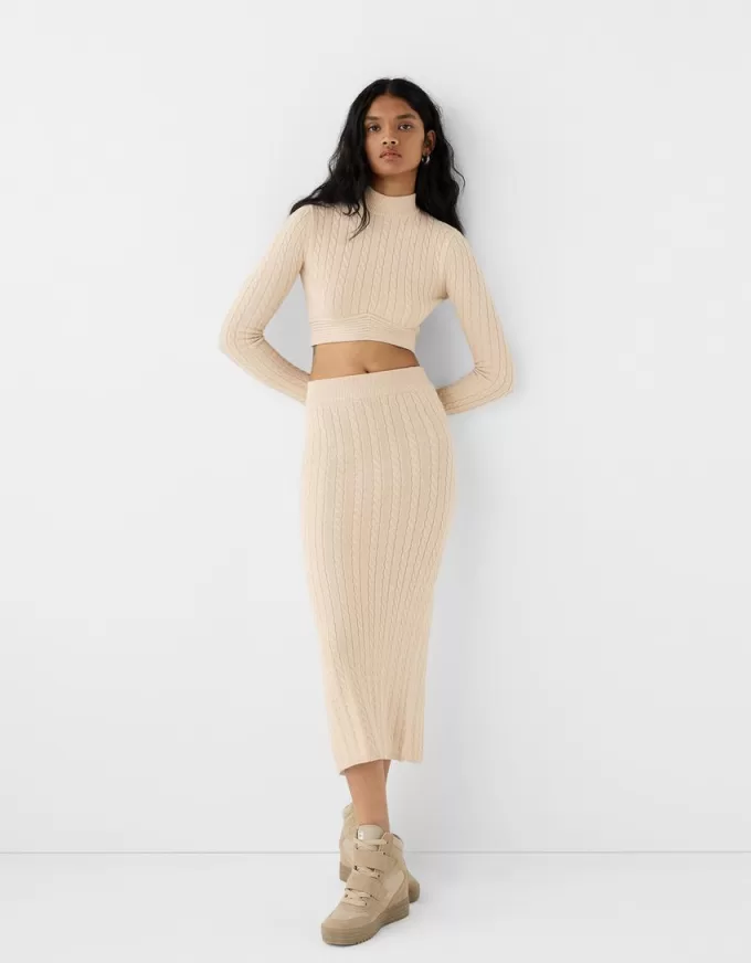 Fusta midi din tricot cablu Fusta midi din tricot cablu