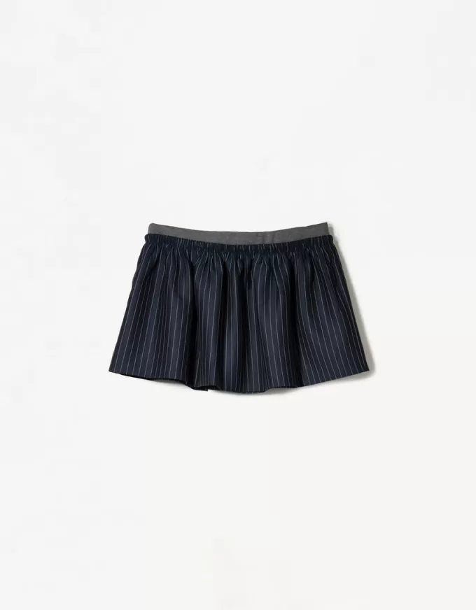 Fusta mini cu talie contrastanta Fusta mini cu talie contrastanta