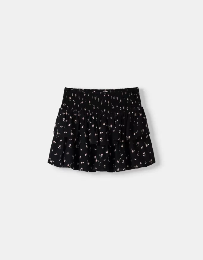 Fusta mini cu volane cu talie elastica Fusta mini cu volane cu talie elastica