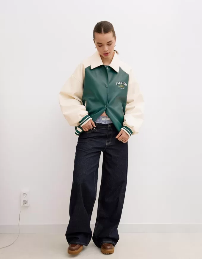 Geaca de piele artificiala varsity
