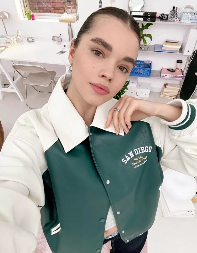 Geaca de piele artificiala varsity