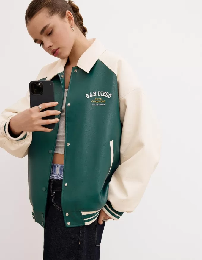 Geaca de piele artificiala varsity