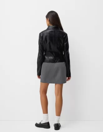 Geaca din imitatie de piele