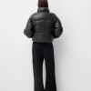 Geaca puf din imitatie de piele Geaca puf din imitatie de piele