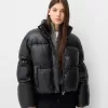 Geaca puf din imitatie de piele Geaca puf din imitatie de piele