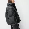 Geaca puf din imitatie de piele Geaca puf din imitatie de piele