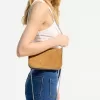 Geanta de mana din piele intoarsa artificiala Geanta de mana din piele intoarsa artificiala