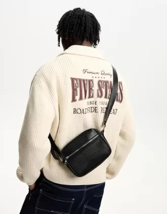 Geantă tip crossbody tehnică imprimată Geantă tip crossbody tehnică imprimată