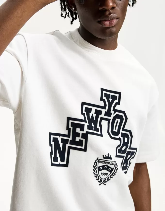 Hanorac cu maneca scurta din material Tricou cu imprimeu sportiv Hanorac cu maneca scurta din material Tricou cu imprimeu sportiv