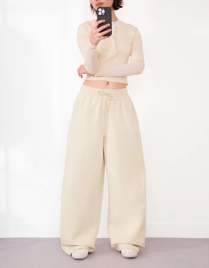 Hanorac material pantaloni butoi Hanorac material pantaloni butoi
