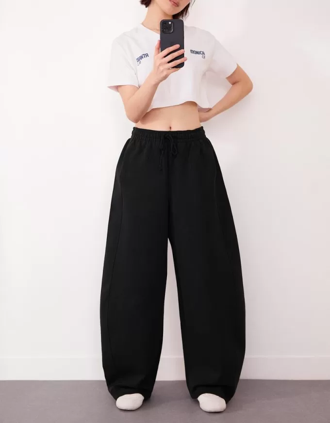 Hanorac material pantaloni butoi Hanorac material pantaloni butoi