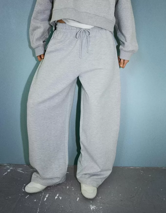 Hanorac material pantaloni butoi Hanorac material pantaloni butoi