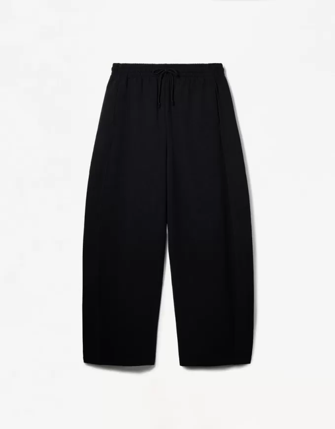 Hanorac material pantaloni butoi Hanorac material pantaloni butoi