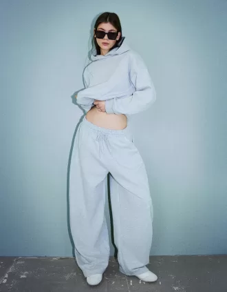 Hanorac material pantaloni butoi