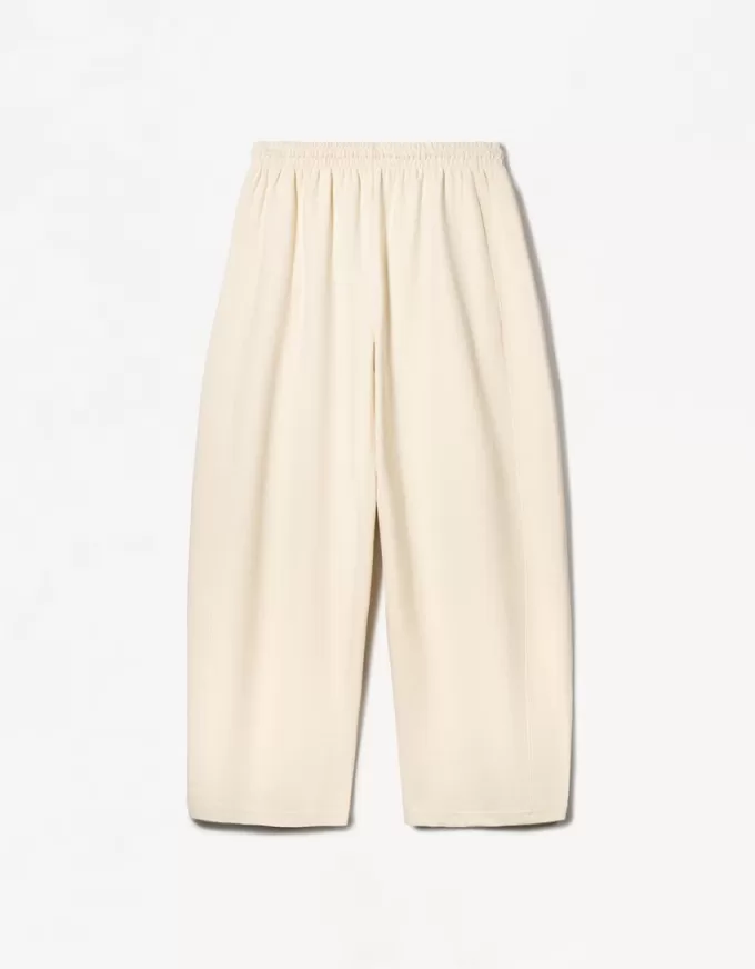 Hanorac material pantaloni butoi Hanorac material pantaloni butoi