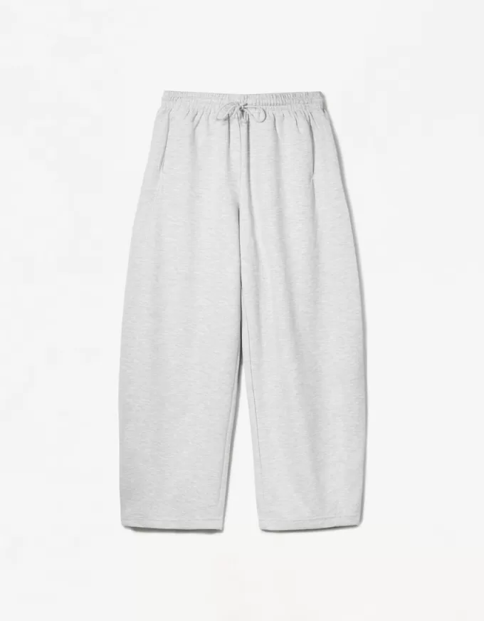 Hanorac material pantaloni butoi Hanorac material pantaloni butoi