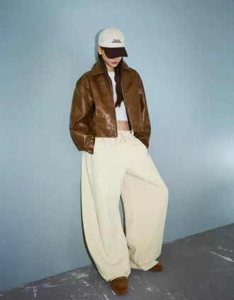 Hanorac material pantaloni butoi