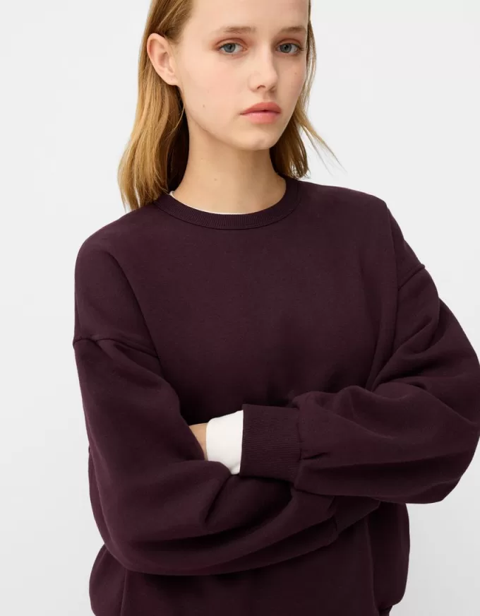 Hanorac oversize cu buzunare laterale Hanorac oversize cu buzunare laterale