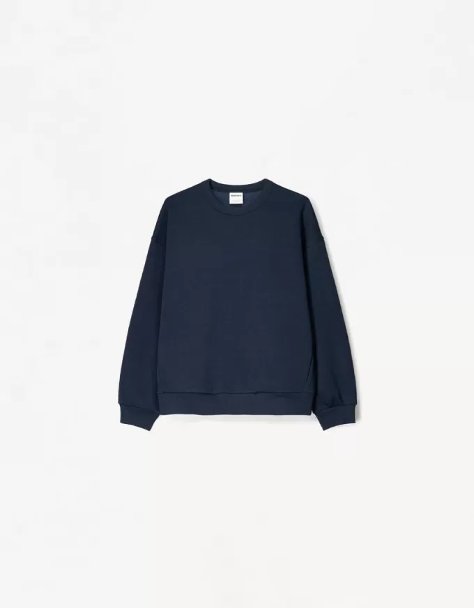 Hanorac oversize cu buzunare laterale Hanorac oversize cu buzunare laterale