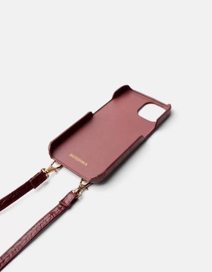 Husa iPhone cu snur cu efect piele Husa iPhone cu snur cu efect piele