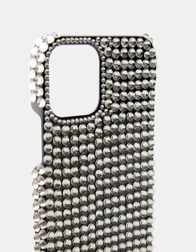 Husa iPhone impodobita cu strasuri