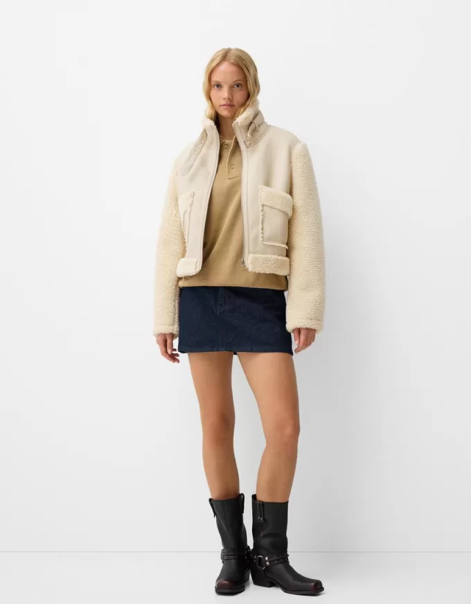 Jachetă cu două fețe, cu mâneci din imitație de shearling Jachetă cu două fețe, cu mâneci din imitație de shearling