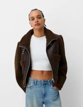 Jachetă cu două fețe, cu mâneci din imitație de shearling