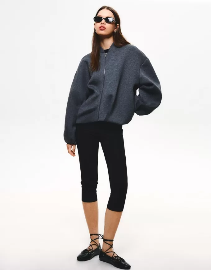 Jachetă cu efect neopren SERIA BERSHKA Jachetă cu efect neopren SERIA BERSHKA