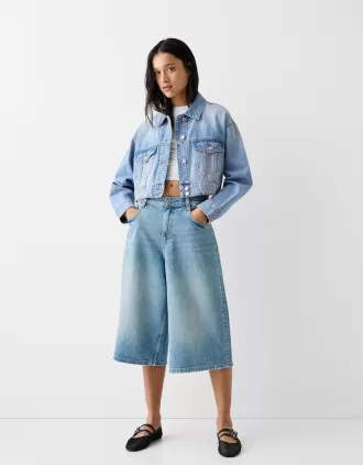 Jachetă de denim decupată