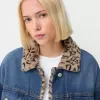 Jachetă din denim cu guler de blană artificială cu imprimeu animal Jachetă din denim cu guler de blană artificială cu imprimeu animal