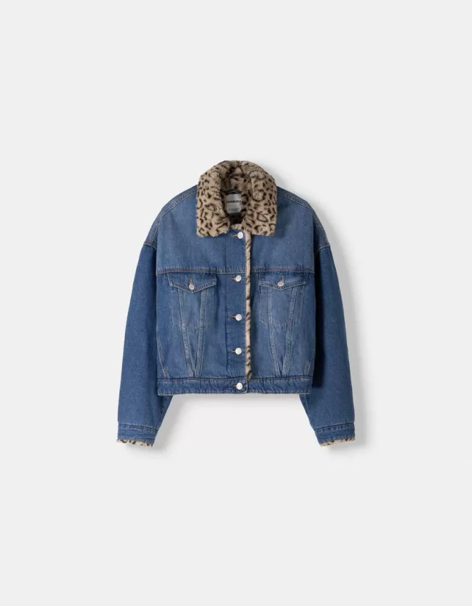 Jachetă din denim cu guler de blană artificială cu imprimeu animal Jachetă din denim cu guler de blană artificială cu imprimeu animal