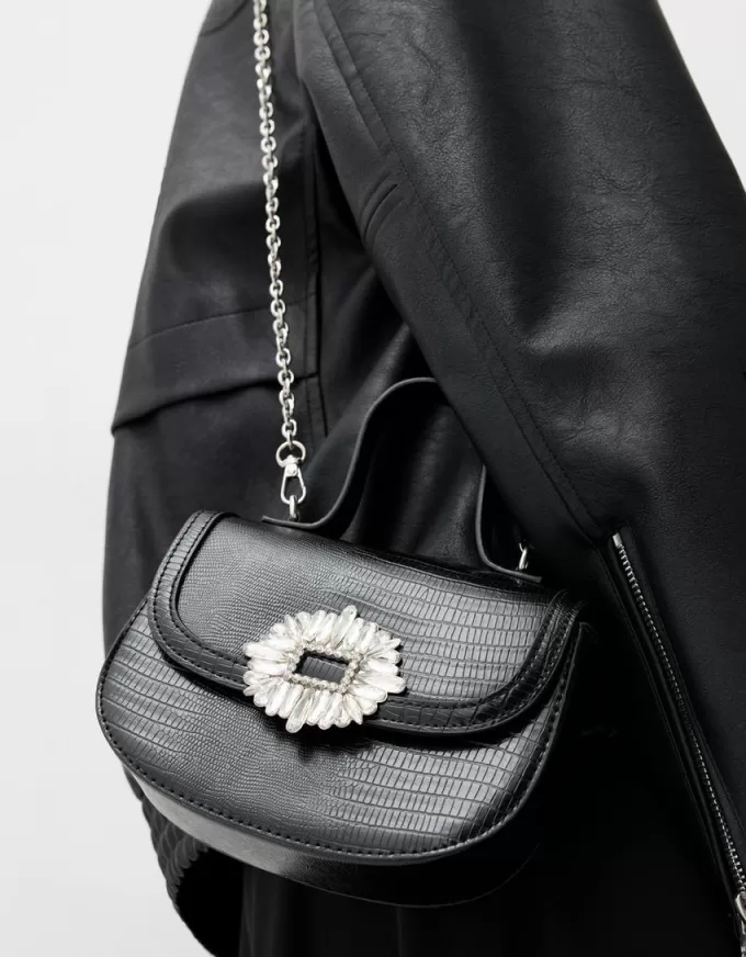 Minaudière cu închidere cu strass Minaudière cu închidere cu strass