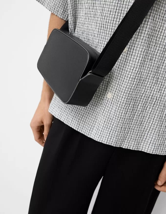 Minaudière rigidă pentru crossbody Minaudière rigidă pentru crossbody