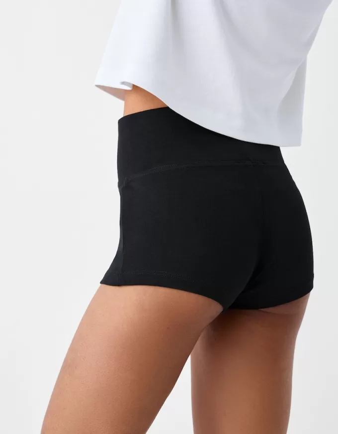 Mini pantaloni scurți Mini pantaloni scurți