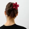 Pachet de 2 agrafe de păr cu flori Pachet de 2 agrafe de păr cu flori