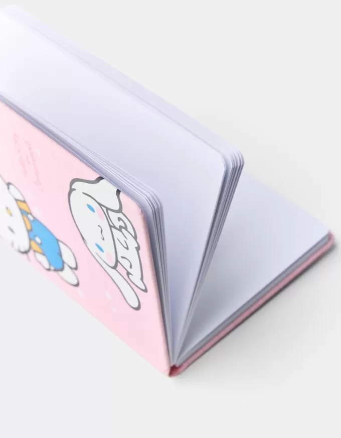 Pachet de caiete Hello Kitty and Friends Pachet de caiete Hello Kitty and Friends