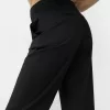 Pantaloni croiți drept cu talie joasă Pantaloni croiți drept cu talie joasă