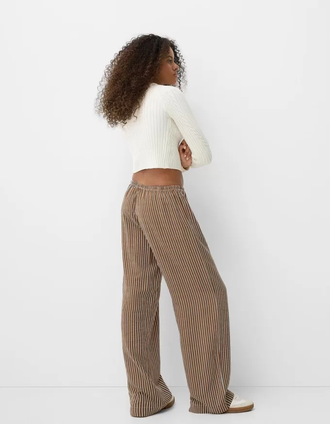 Pantaloni cu dungi drepte, cu talie elastică